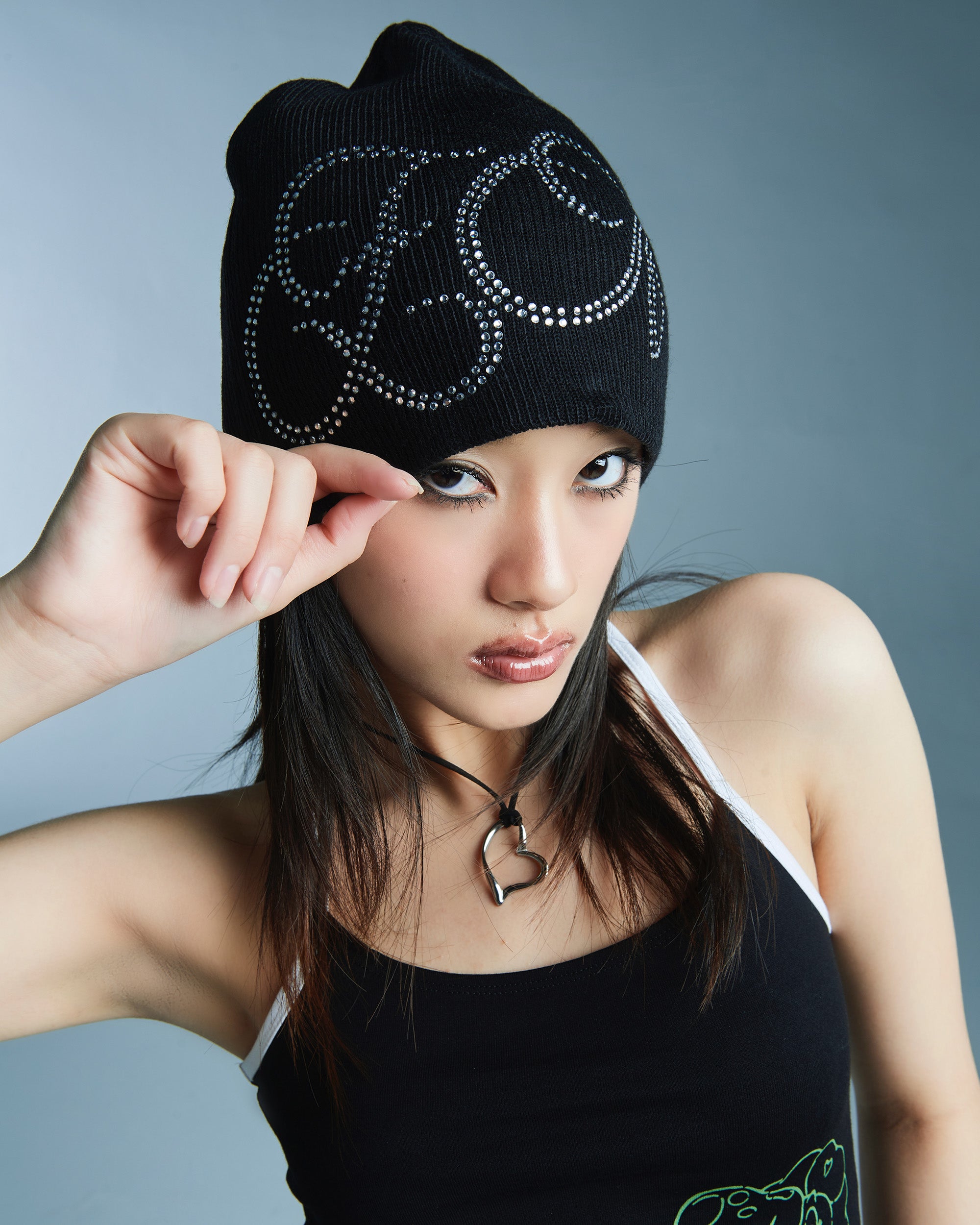 【新品未使用】momentel Fallen Angels Beanie 新品未使用】momentel Fallen Angels Beanie