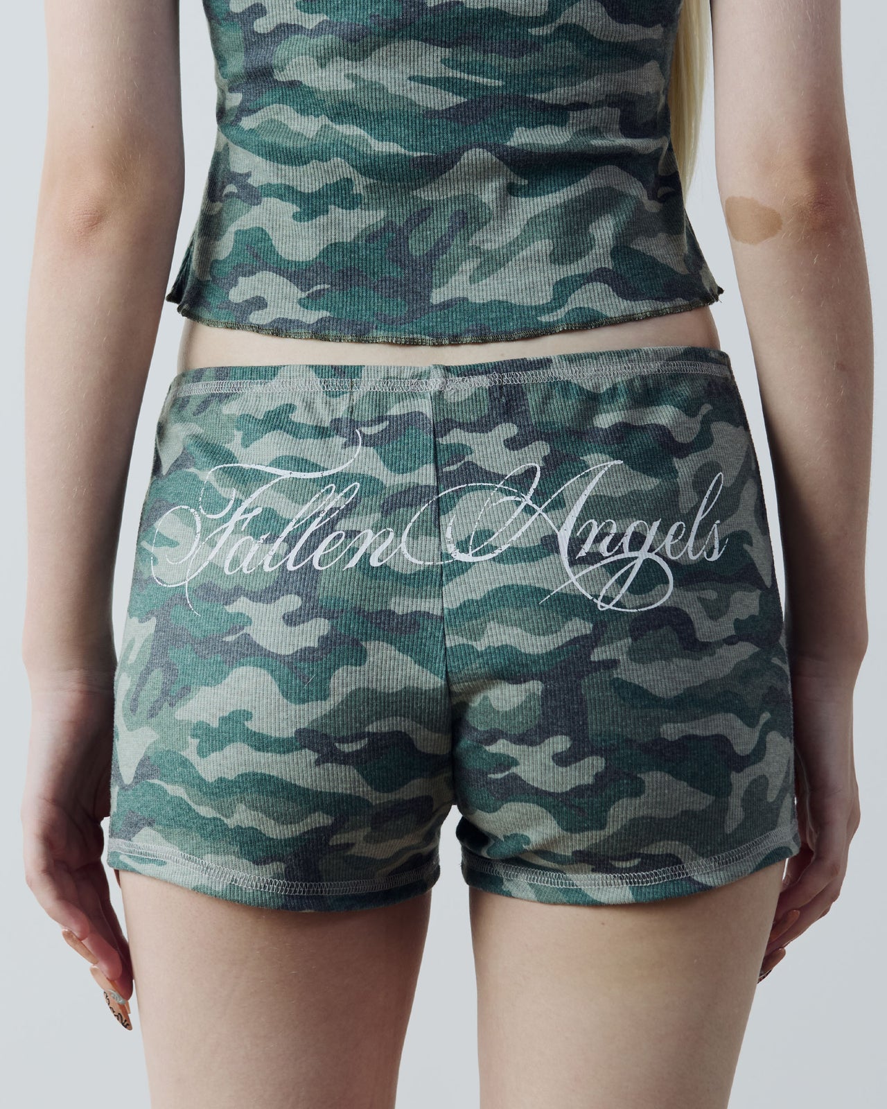 CAMO SHORT