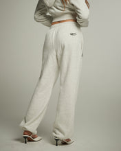 Load image into Gallery viewer, SWEAT PANTS_WHITE
